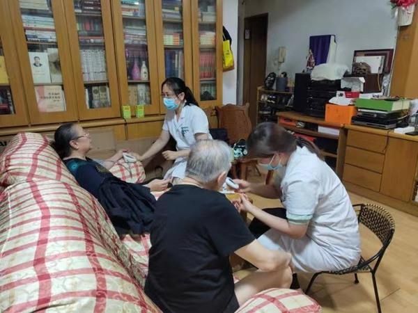 上门|智能设备实时监测，上门康复指导，硚口家庭医生10年坚守陪伴让居民有“医靠”