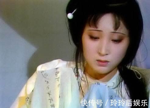 宝黛#薛宝钗把一句话,念两遍宝玉听见?