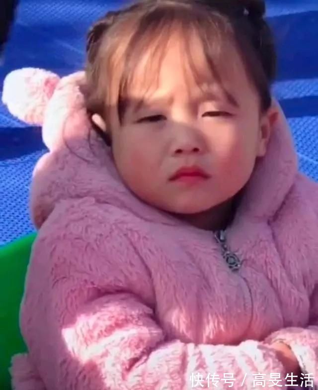 父母|幼儿园过出养老院的气质，这些孩子深得老人的精髓，网友：笑死了