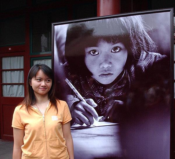 苏明娟|30年前,那个希望工程“大眼睛女孩”被国家大力培养后,现状如何?