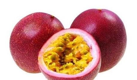 食物|女性想要不显老，不妨多吃三种食物，滋润皮肤，早吃早受益