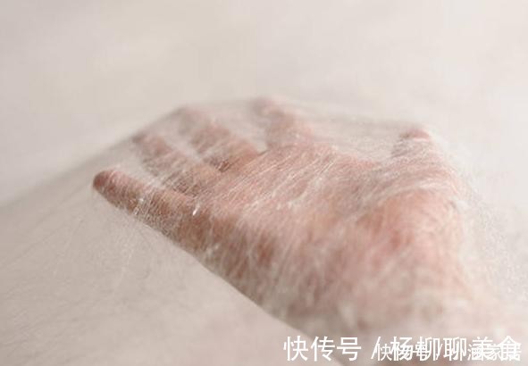 柠檬水|被子盖久了有异味？教你4招，不晒不洗就能让被子干净又杀菌！