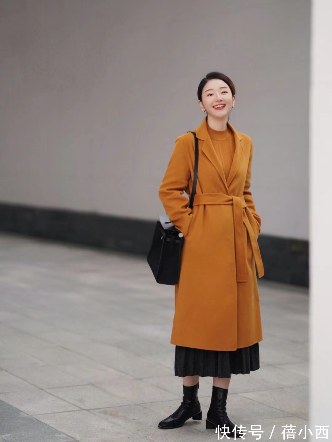 大长腿 过年走亲戚怎么穿?试试这些大衣的高级穿法,气场全开长辈都夸你