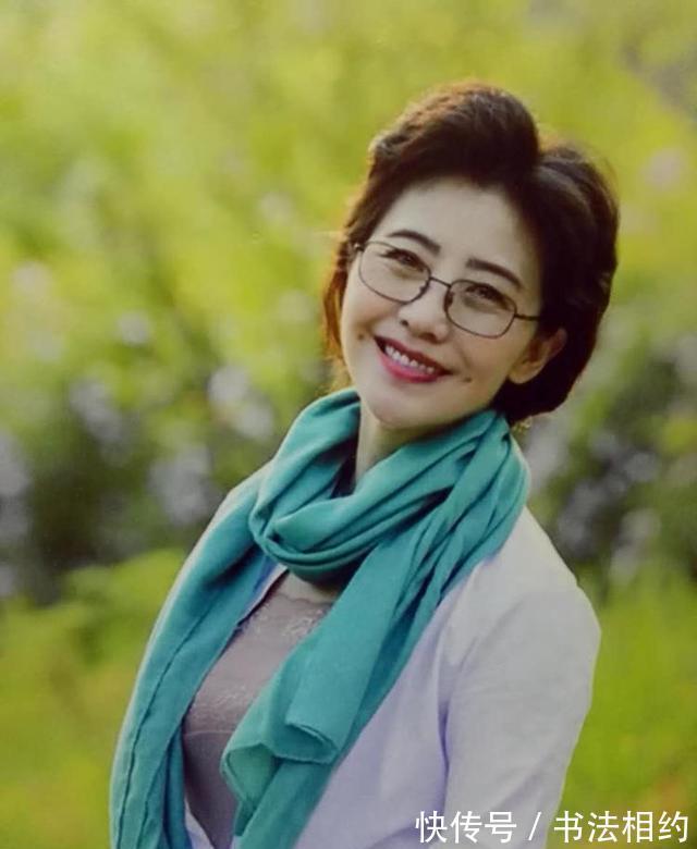 书坛#青出于蓝而胜于蓝!阚爱萍书法在其师傅沈鹏之上,传统规矩,细腻