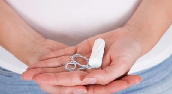 排毒|月经期，是女人最佳排毒时机，学会3招，让你的子宫更“干净”