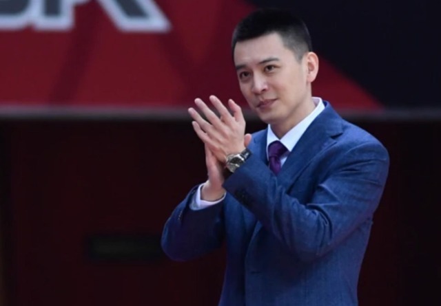 签约|杨鸣喜出望外!曝辽篮将签约第三实力外援,能力可碾压韩德君
