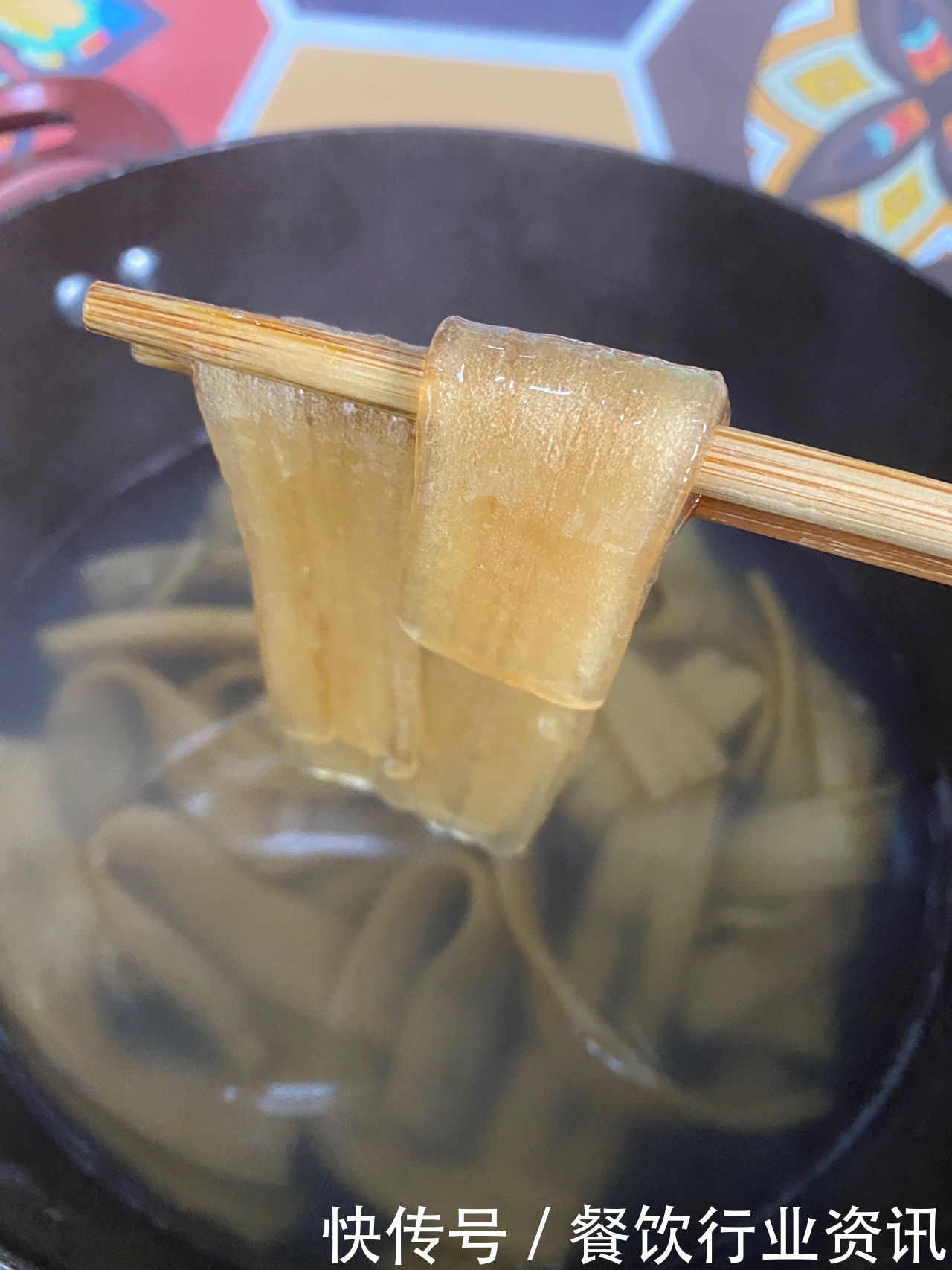 步骤|火爆全网的麻酱流汁宽粉,究竟有什么魔力,看看这个你就知道了!