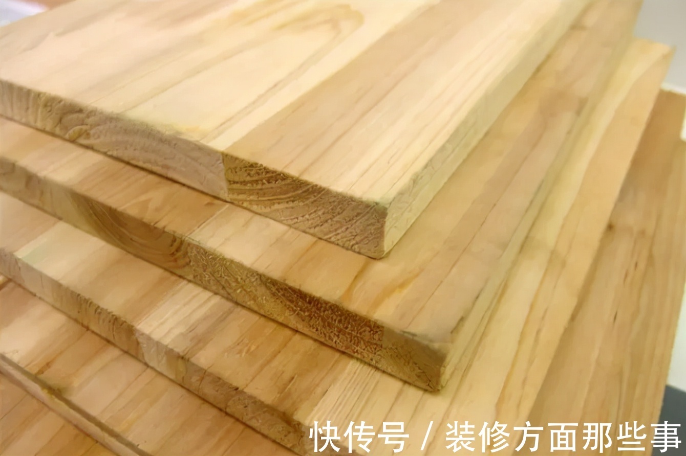 人造|厨房装修选什么板材好,实木板、多层板、刨花板、纤维板哪个好?