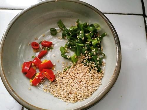  营养|它是东北“土三宝”之一，9毛钱1斤，普通常见，但是很有营养