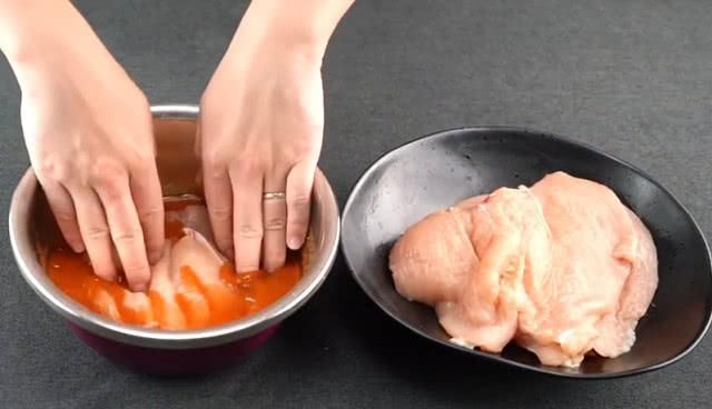 炸鸡排|只需要20元,吃上一大盆真正的“正新鸡排”,以后不用点外卖了