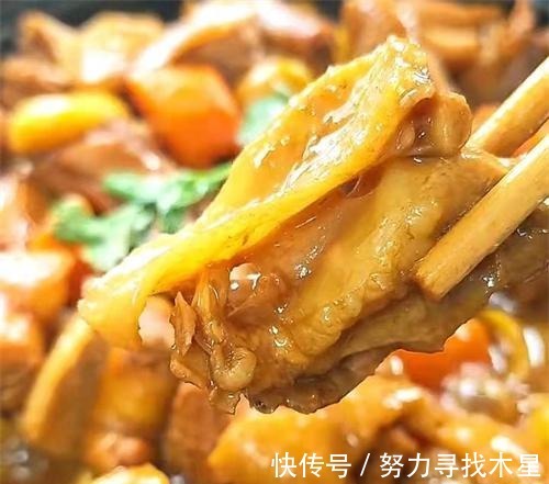 板栗|又到了吃板栗的季节，教你几招学会板栗炖鸡，既营养又滋补！