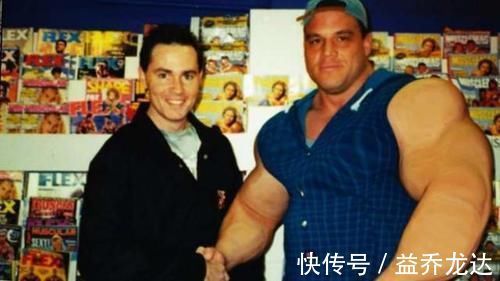 健美界|世界上超大的健美运动员，体重400磅，每天要吃1.2万卡路里