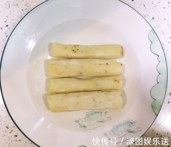 铁棍山药|山药加入苹果,做好吃的小饼,一口一个,比蛋糕健康多了