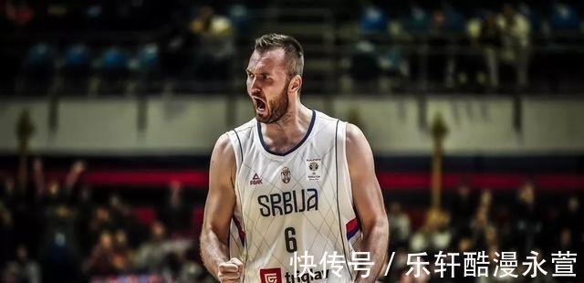 姑娘们|玩笑开大了!匹克总裁公开调侃中国女篮,球迷不愿意了,呼吁道歉
