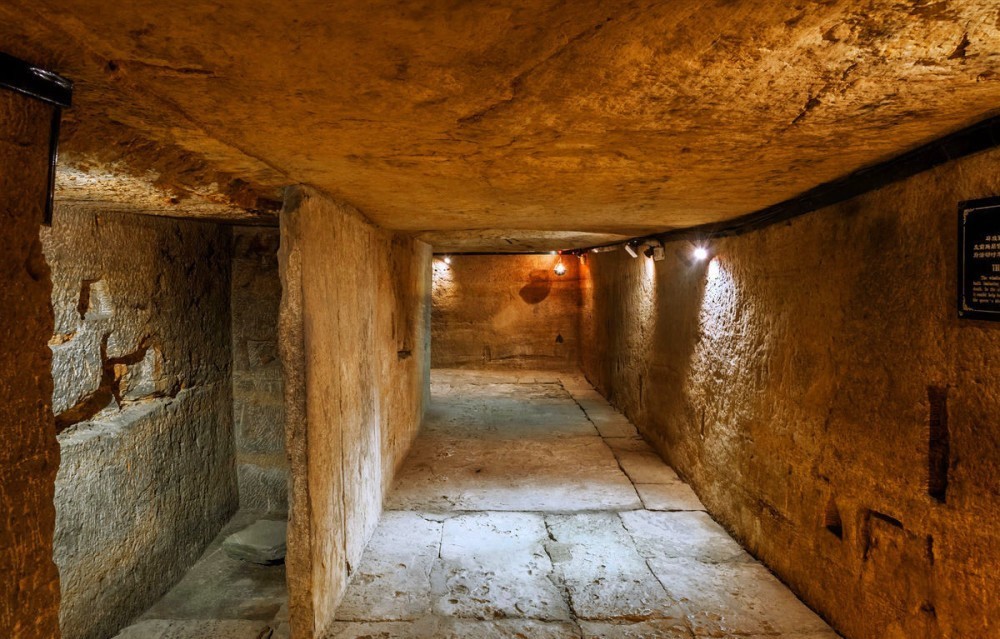 冷血|曹操为筹措军饷不惜盗墓,刘备又从何处募集?手段更加卑劣冷血