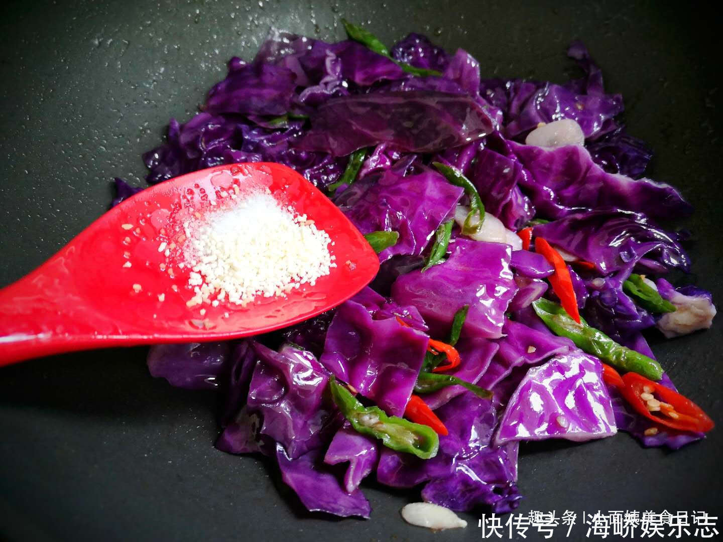 正当|蔬菜中的“花青素之王”,一斤才2元,正当季,女性朋友吃最好!