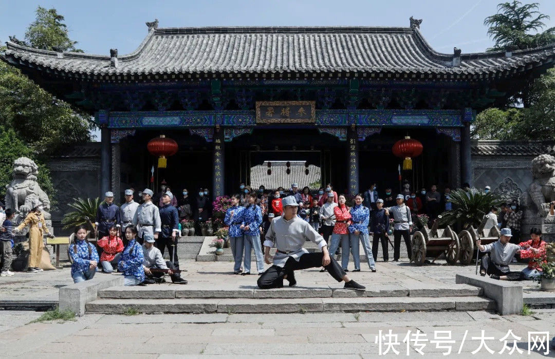 文化!感悟运河文化 回顾峥嵘岁月 台儿庄古城举办国庆系列活动