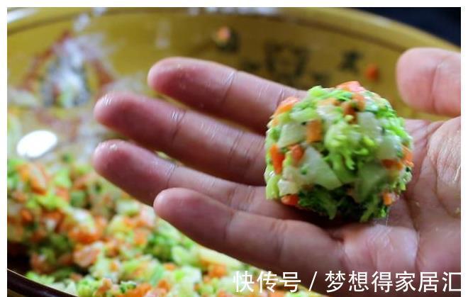 年夜饭|西兰花和这菜一起做,清口味美,一大盘都不够吃,收藏过年用得上