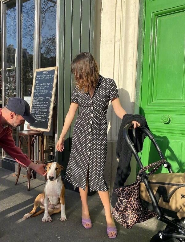 je举手投足充满慵懒法式风情 INS法国时尚博主简约穿搭日常