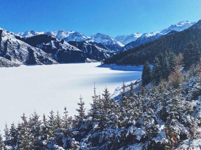 滤镜前后，你喜欢哪种天山天池？