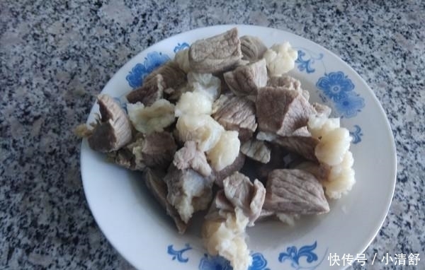 合成肉|这两种肉是人工合成，一定要少吃对身体有害，快来看看你吃过没？