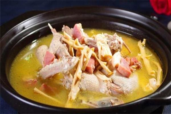 鸡腿肉|喜庆增色6道年夜饭菜肴,美味出彩寓意好,餐桌团聚喜迎新年