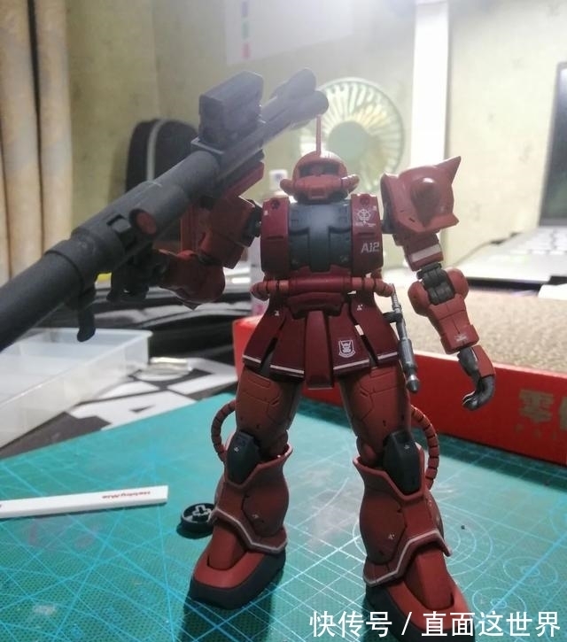 新手|「新手村」HG GTO扎古 赤色彗星