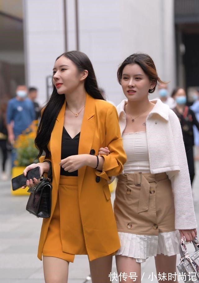 v领|街拍:职业装是衣橱中必不可少的单品,小姐姐穿得如此美!也是没谁