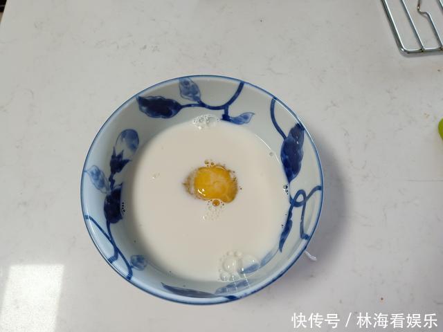 早餐|拌一拌又香又软,好吃到怀疑人生,5元钱承包你的早餐