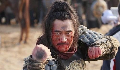 施耐庵&为何李逵敢跟武松拼命,卢俊义鲁智深却不敢?是不敢还是不肯?