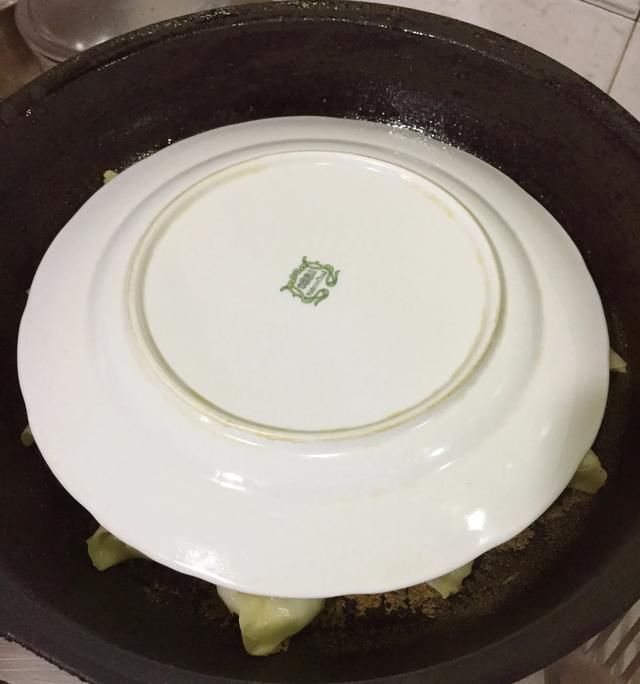 适合|东北特产的大西葫芦，特别适合做“冰花锅贴”几天做一次还吃不够