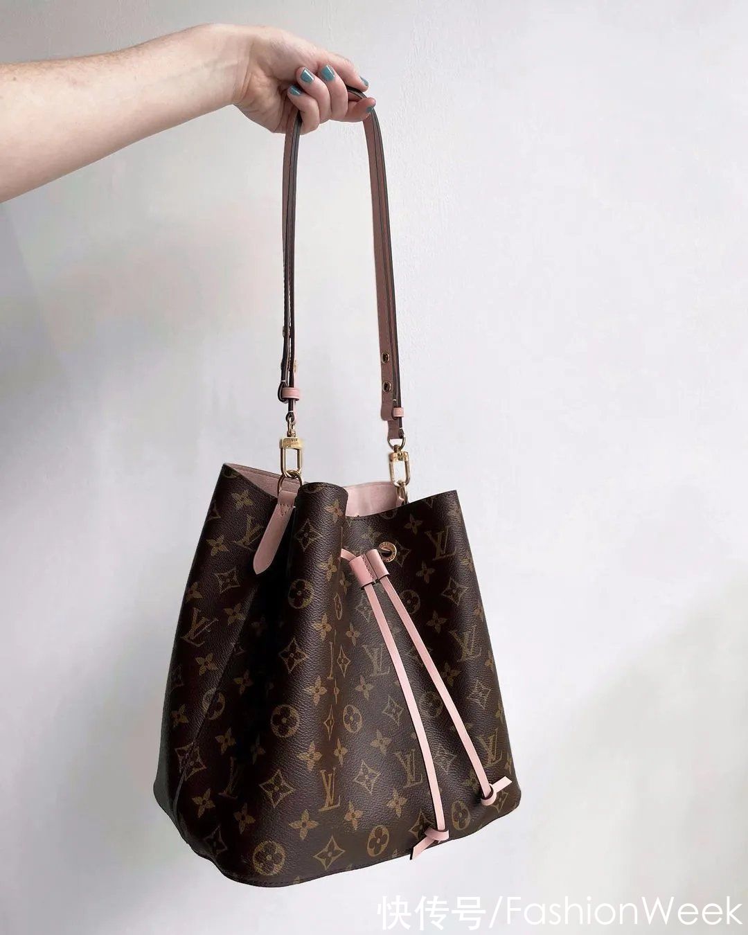 bv|包包还能做SPA？这是什么神仙待遇