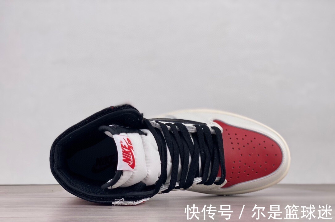 travis TS藤原浩联名闪电倒钩 红白!