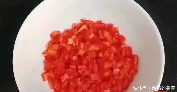 碱性食物|它被称为“碱性食物”,比土豆受欢迎,常吃头发乌黑牙齿好!