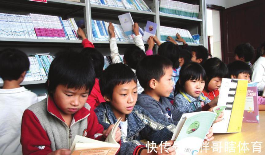 |小学生作文《借钱》走红,内容幽默逻辑思维优秀,老师:满分!