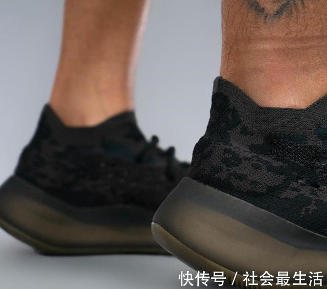 onyx 黑武士配色超能打!全新Yeezy 380上脚图释出!