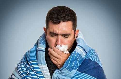 栓塞|血管中藏有血栓的人,睡觉时,会有3种迹象,若占1个,尽快查一下