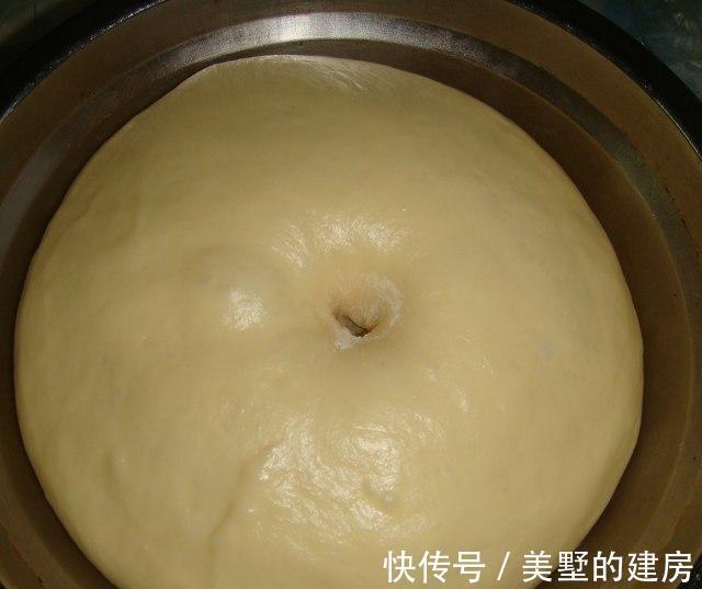 接头处|牛奶排包的详细做法,香软好吃,营养丰富,味道棒极了