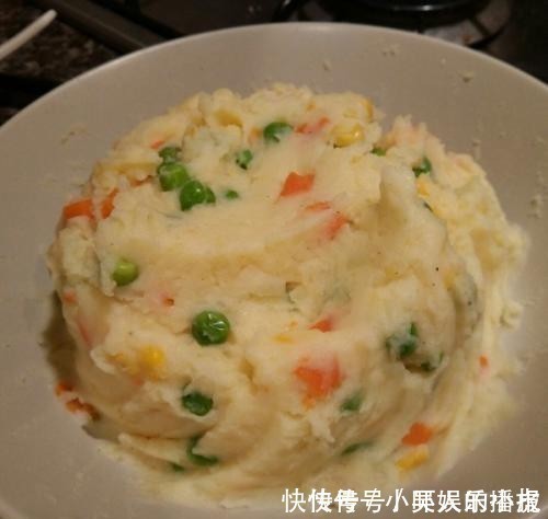 胃酸|消化科医生提醒：养胃不难，平时做好3件事，胃不酸疼，气色也好