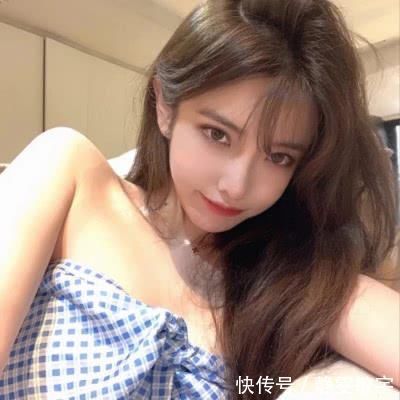 马尾|女生在学校只能“扎马尾”试试这3款减龄发型,异性缘好到爆表