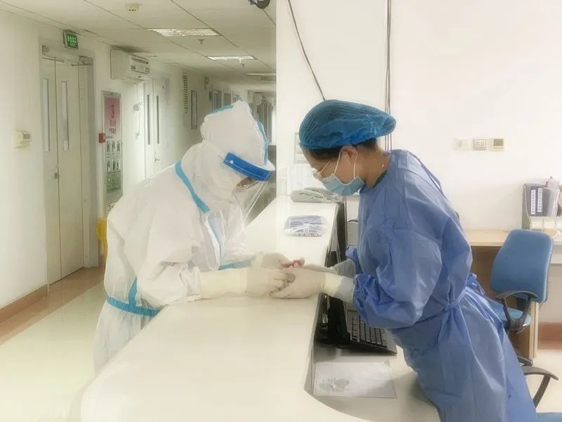 福山|福山隔离病区：医护人员为患者撑起特殊的“家”
