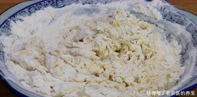 黄豆不打豆浆了,加1把绿豆,简单一做,天天吃都不腻,太香了