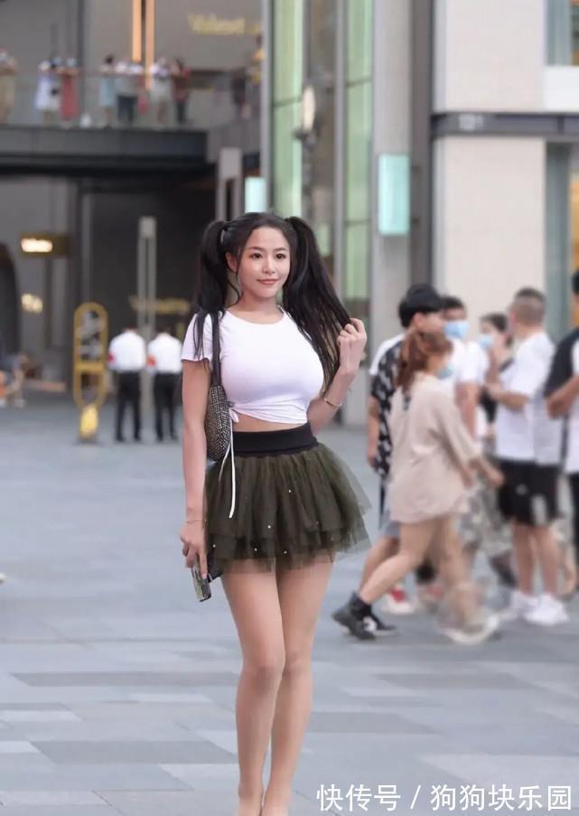 穿衣 可爱妹子怎么穿衣？不要触碰穿搭“雷区”，按部就班想不美都难！