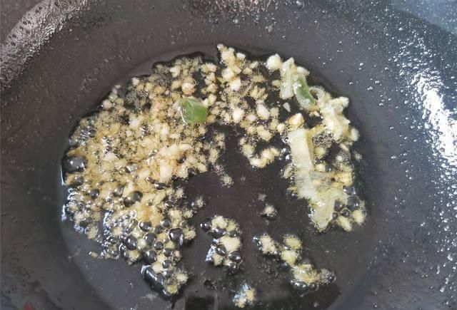 干豆腐新做法，看着就好吃，上班族快手菜，做法简单又下饭