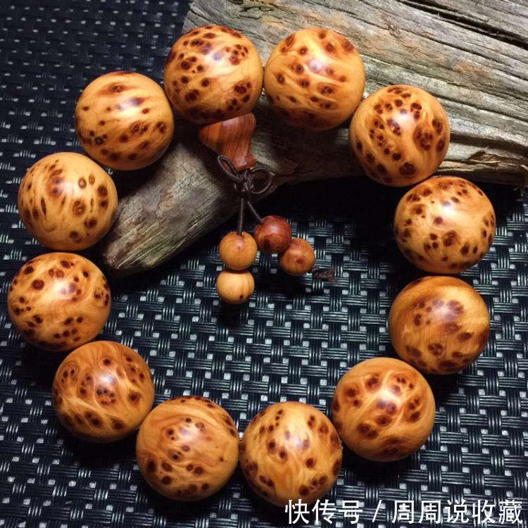  手串|崖柏手串的正确盘玩方法及盘玩技巧