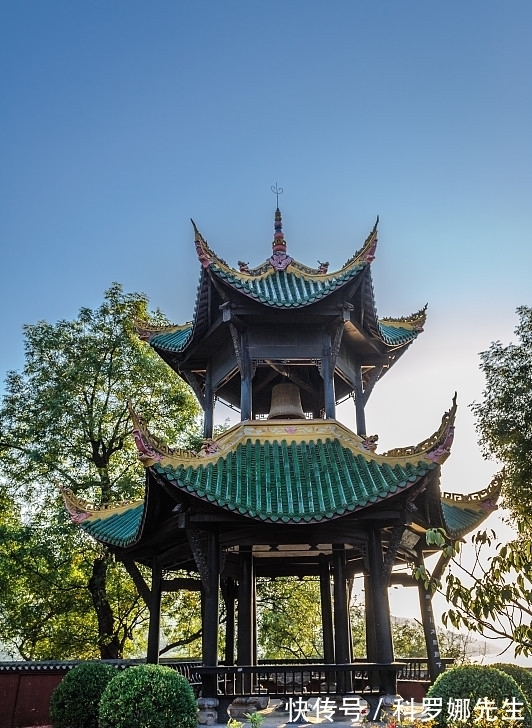 春夜喜雨@唐代伟大诗人:10首经典诗作写尽了一生的悲惨,写尽了岁月的忧愁