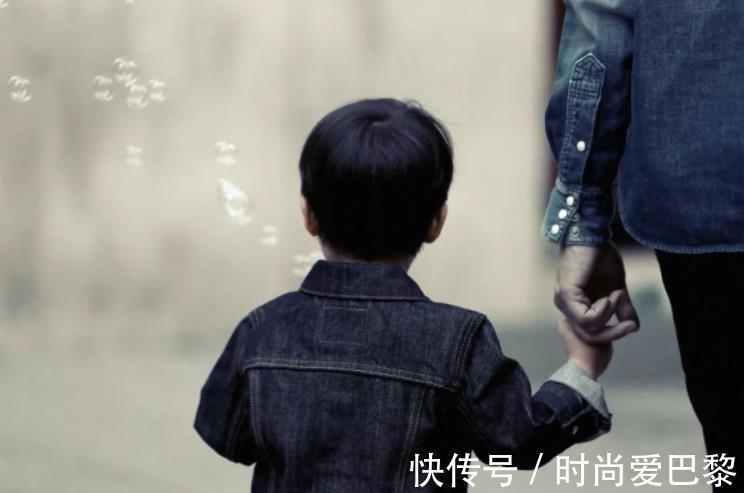 上有老下有小|独生子女家庭的“假优势”:爱不会有人分享,困难也要一个人扛