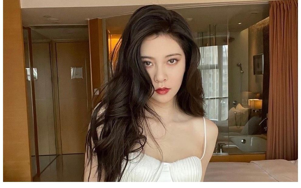 宋研霏|宋妍霏不尊重人？请杨迪吃饭用自热锅当菜，馊汤上桌致其肠胃不适