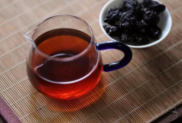 茶叶|喝茶不利于健康？建议大家少碰这2种茶