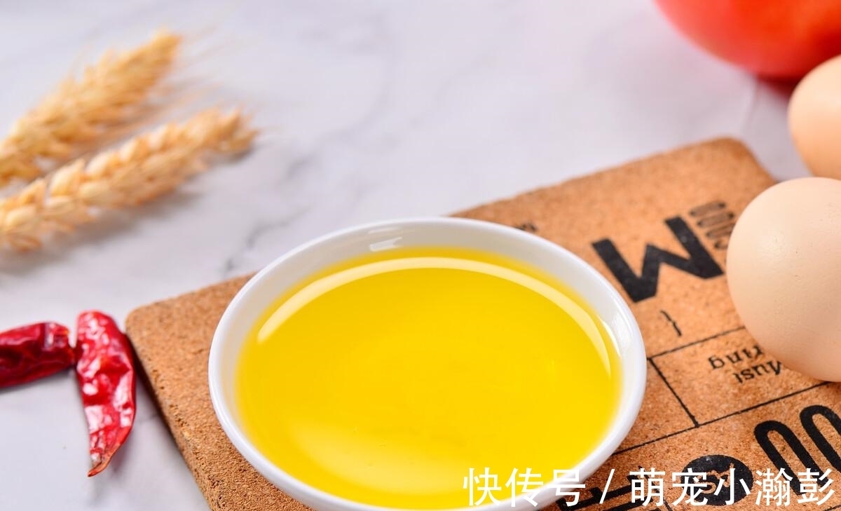 芝麻香油不用出去买了,10块钱在家做2瓶,香味浓郁无添加